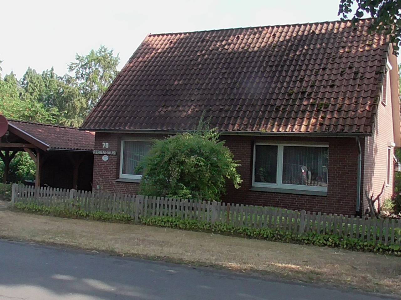 Mit überdachter Terrasse und Carport in Walsrode, Aller-Leine-Tal