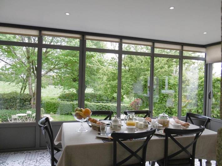 Location de vacances pour 2 personnes, avec vue et jardin à Kerien