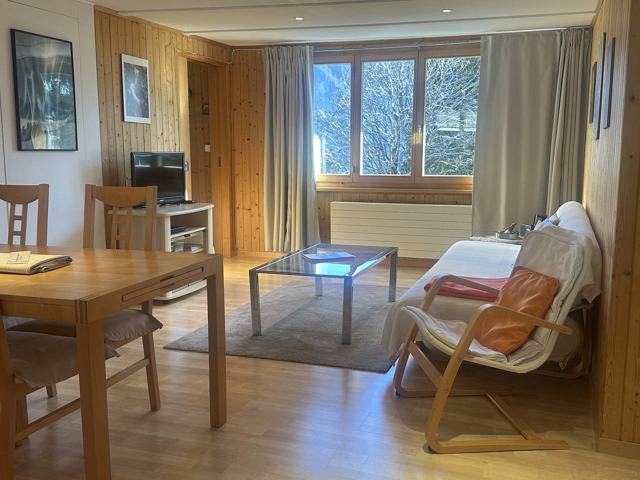 Ganze Ferienwohnung, Fotohaus Barbier Nr. 8 - 3-Zimmer Ferienwohnung in Glarus Süd, Kanton Glarus