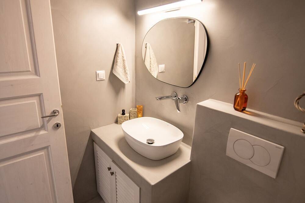 A beautiful, newly renovated, fully equipped traditional house in Glossa in Glossa, Sporaden