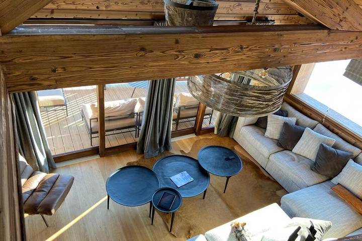 Chalet pour 14 personnes, avec Balcon et Jacuzzi ainsi que Terrasse et Jardin à Les Saisies