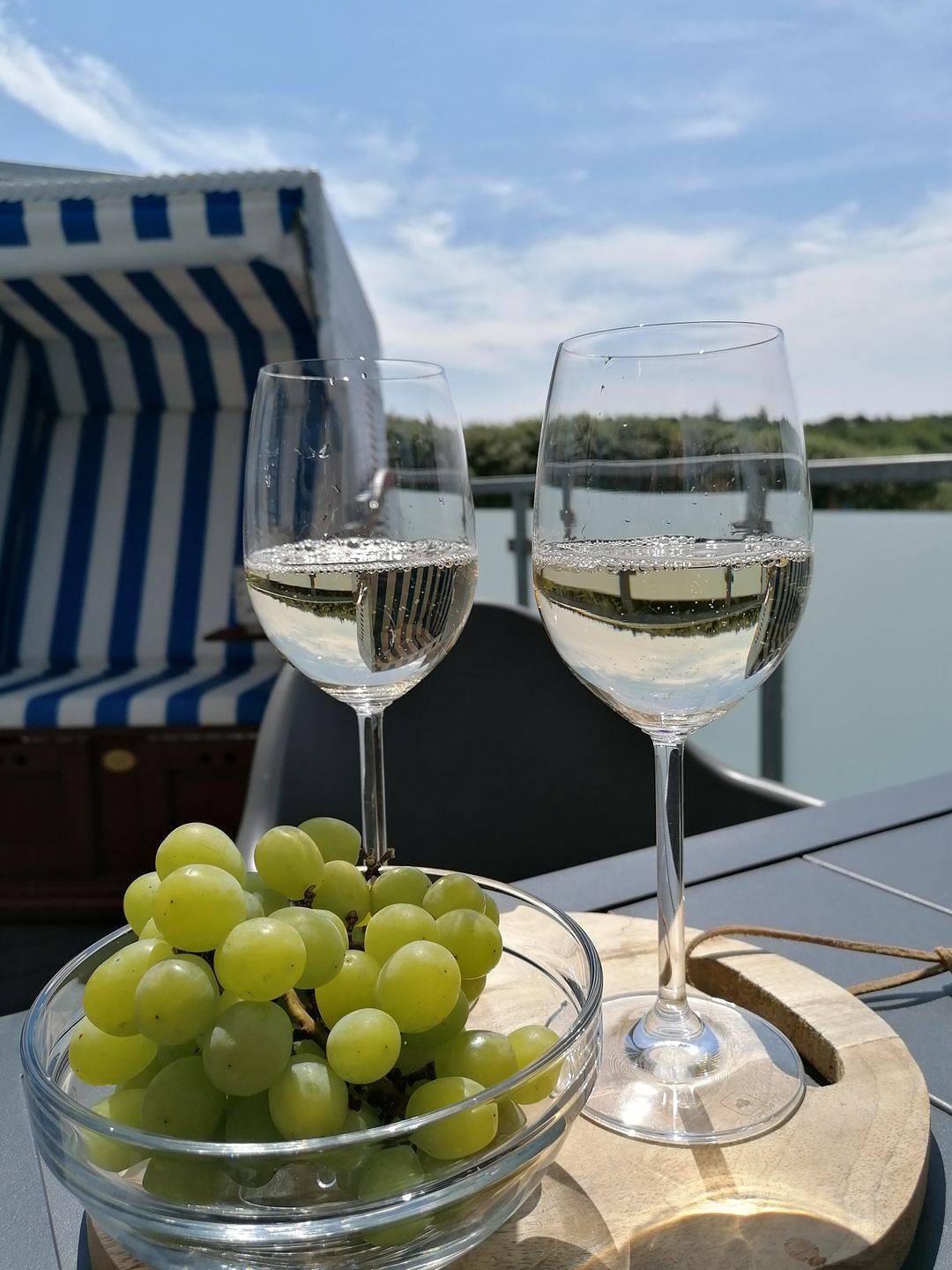 Ganze Wohnung, Quartier Hohe Geest 3 – Familienzeit am Meer. Sauna. Terrasse. Spiel & Spaß. in Sahlenburg Strand, Cuxhaven