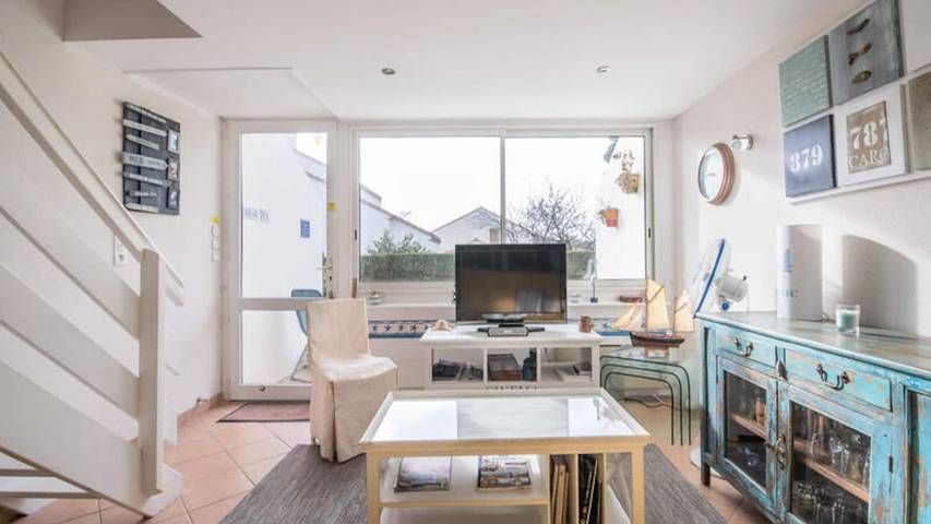 Gîte pour 5 personnes, avec piscine et jardin dans Port de Gourmalon