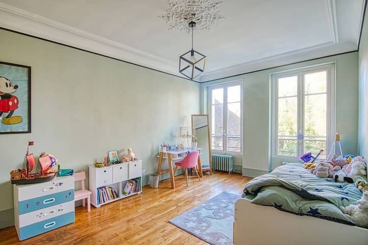 Location de vacances pour 8 personnes, avec jardin et terrasse à Le Vésinet - 2