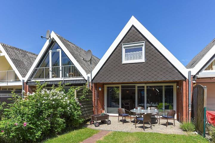 Ferienhaus für 5 Personen, mit Garten und Terrasse sowie Sauna in Bensersiel