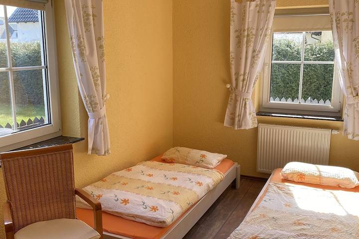 Ferienhaus für 4 Personen, mit Terrasse und Garten am Greifswalder Bodden - 4