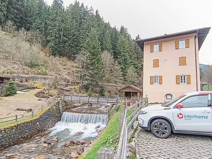 Gîte pour 3 personnes, avec vue et terrasse à Rabbi
