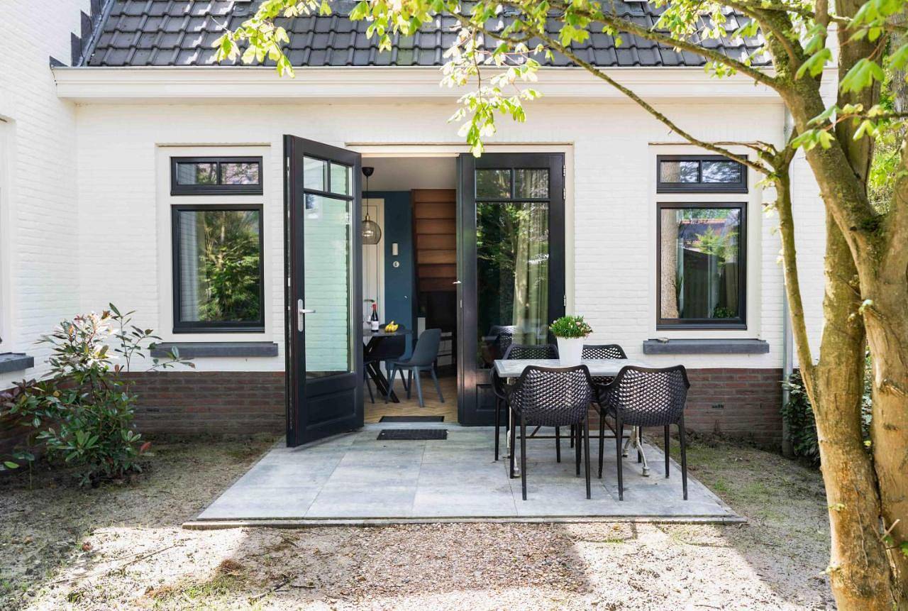 Hof Molenerve - -Gastenkamers- en -Vakantiewoning met strandcabine- in Dombourg, Walcheren