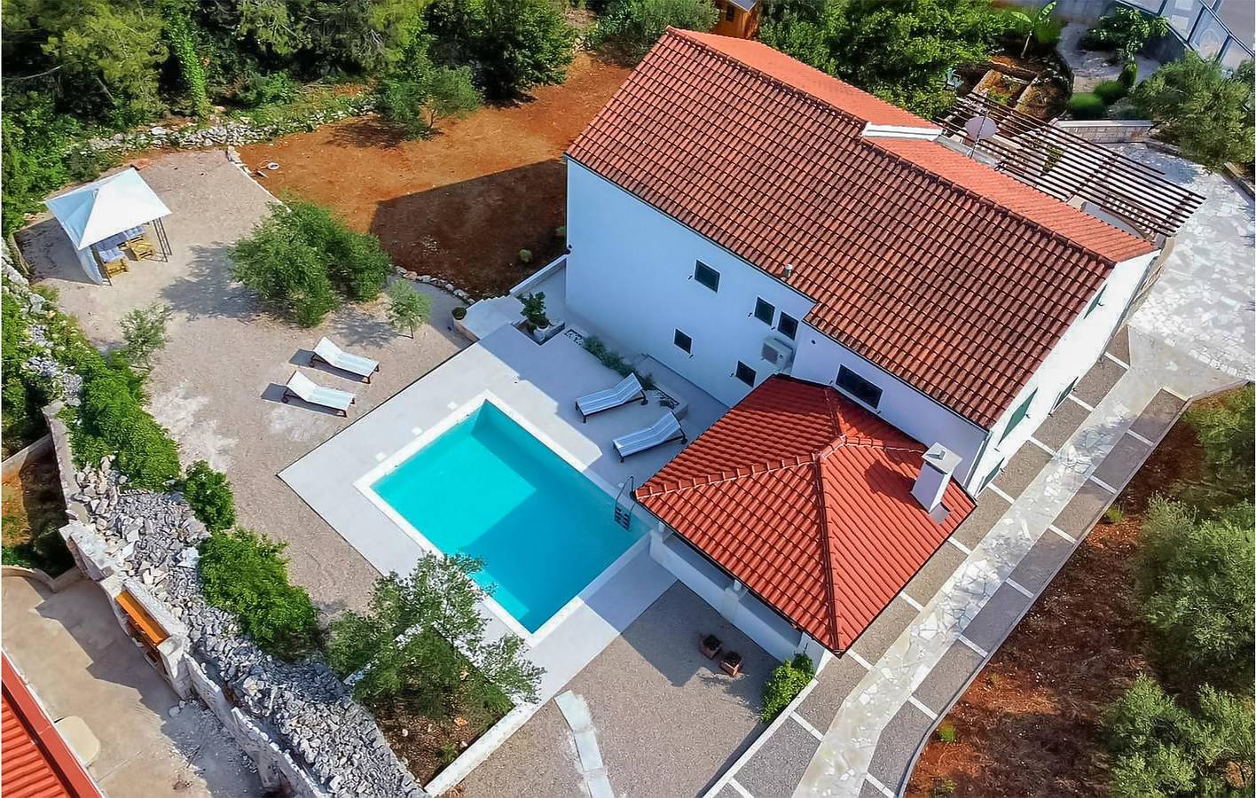Ganze Ferienwohnung, Gemütliche 1-Zimmer-Wohnung mit Pool in Strandnähe und WLAN in Medvinjak, Korcula