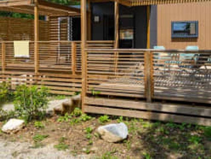 Mobil home pour 4 personnes, avec bassin pour enfant à Saint-Martial-de-Nabirat - 2