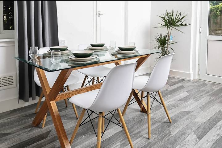 Gîte pour 8 personnes, avec terrasse et jardin à Londres - 4