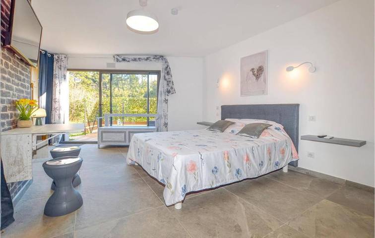 Location de vacances pour 2 personnes, avec terrasse à Taglio-Isolaccio - 2