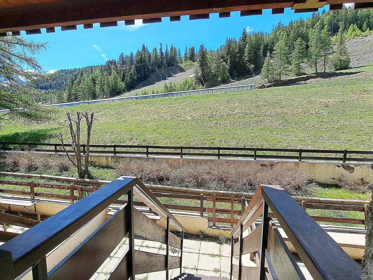 Appartement entier, Superbe duplex rénové au pied des pistes avec terrasse in Pra-Loup (station de ski), Pra-Loup