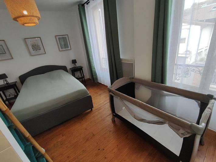Gîte pour 8 personnes, avec balcon à Crécy-la-Chapelle - 4