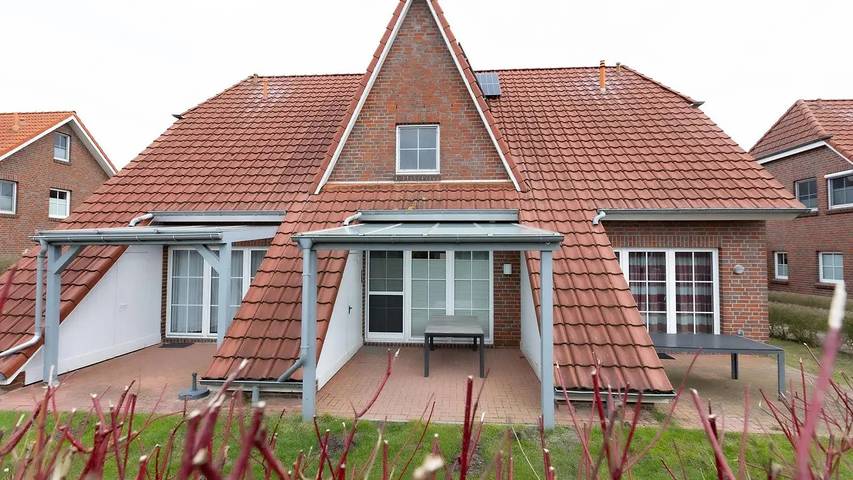 Ferienhaus für 6 Personen, mit Sauna und Pool sowie Garten