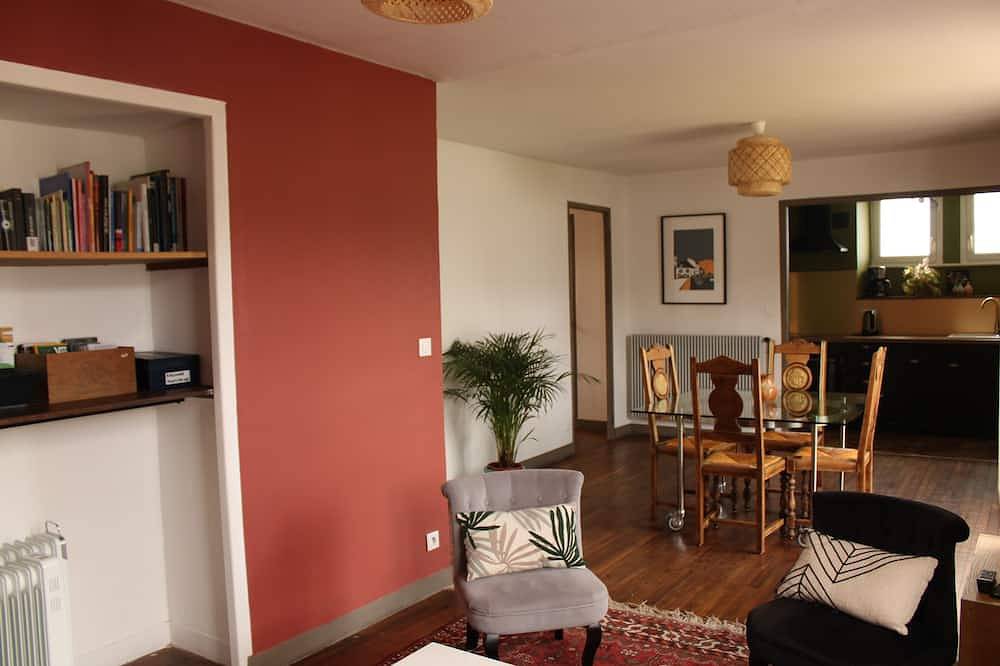 Listed holiday home with garden close to the center of Pont Aven. in Pont-Aven, Quimper und Umgebung