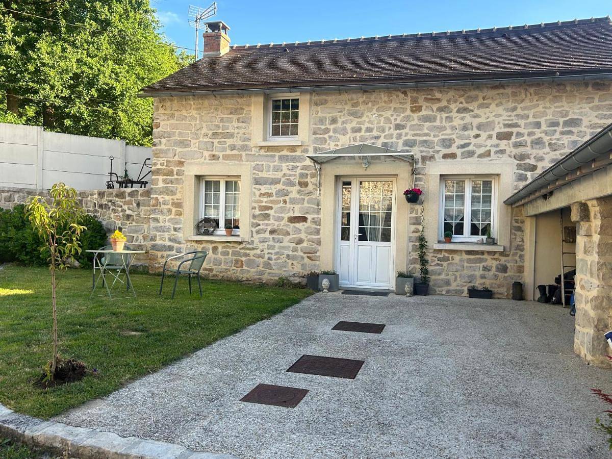 One-Bedroom House in Boutigny-sur-Essonne, Parc naturel régional du Gâtinais français