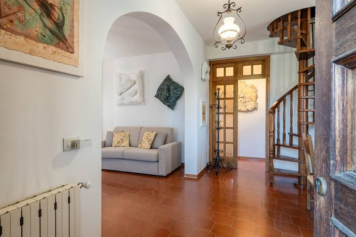 Appartamento intero, Appartamento 'Casa Spazio Zero' con terrazza privata, giardino in comune e Wi-Fi in Serravalle Pistoiese, Provincia di Pistoia