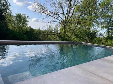 Maison d’hôte pour 2 personnes, avec piscine et jardin ainsi que vue et sauna à Ellezelles