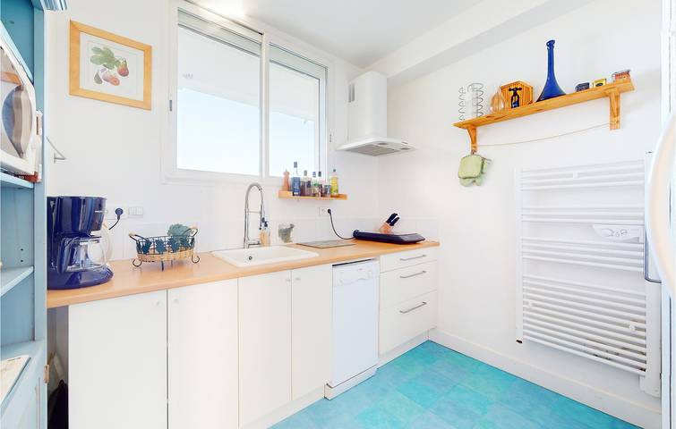 Appartement de vacances entier, Appartement avec vue sur la mer et parking, 600m de La Grande Conche in Royan, Côte de Beauté
