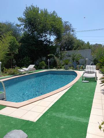 Gîte pour 4 personnes, avec terrasse ainsi que piscine et jardin à Bastelicaccia