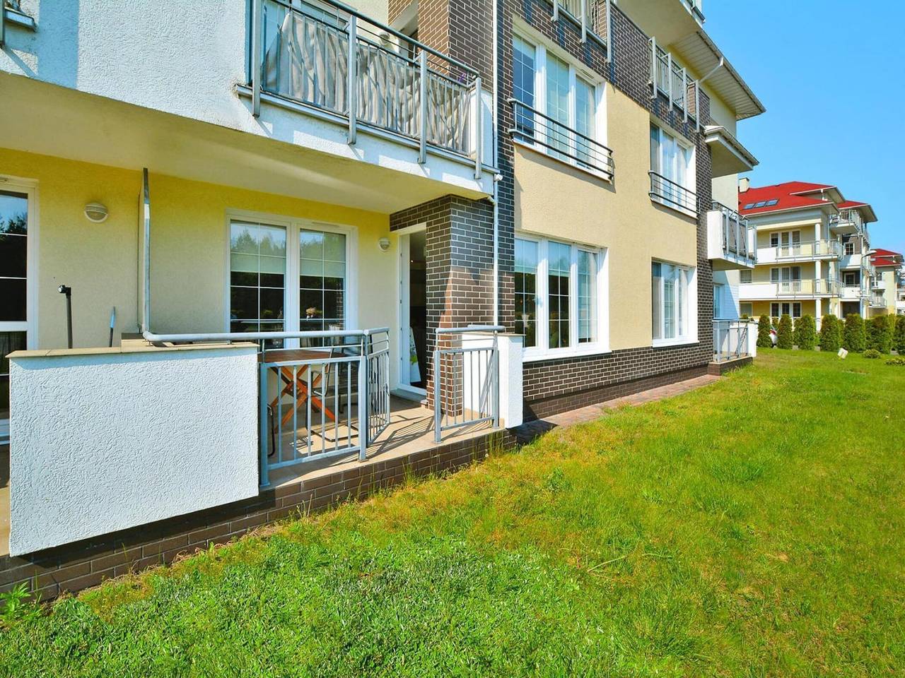 Cały apartament, Komfortowy apartament wakacyjny, parter, balkon in Grzybowo, Morze Bałtyckie