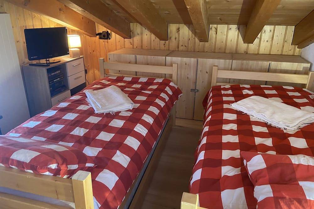 Appartement entier, Charmant loft, à 40m de l’arrêt de bus, Wifi gratuit, vue imprenable in Chesières, Ollon (Villars-sur-Ollon)