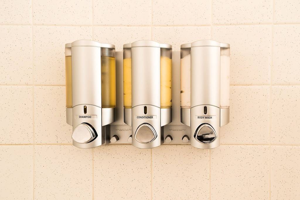 Comfy and Spacious Hamilton Hills Home with Game Room in Greensboro, Guilford County