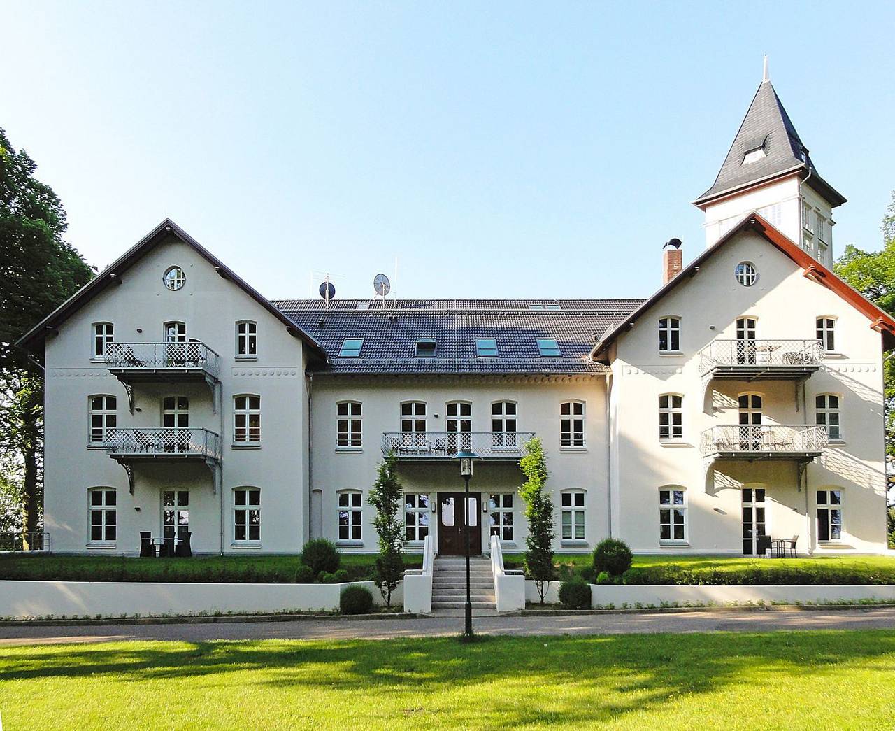Ganze Wohnung, Urlaub der besonderen Art – im historischen Schloss Hohen Niendorf! in Hohen Niendorf, Bastorf