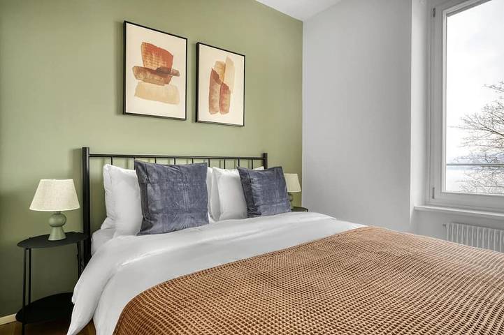 Ganze Wohnung, Modern Horgen 2.5 Room w/ Storage & W/D, 3 min to Market, by Blueground in Käpfnach, Horgen