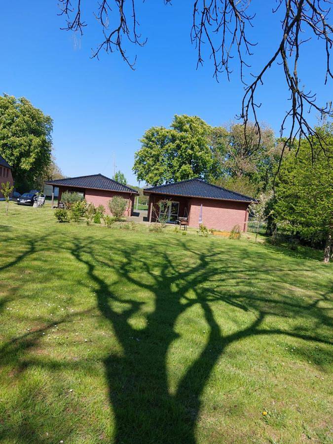 Ganze Wohnung, Deluxe Bungalow with Garden View in Schaprode, Rügen