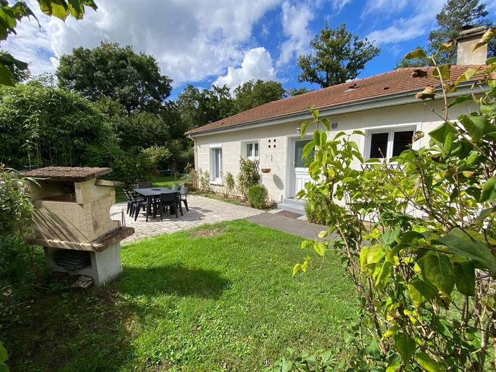 Location de vacances pour 6 personnes, avec jardin à Le Vaudoué