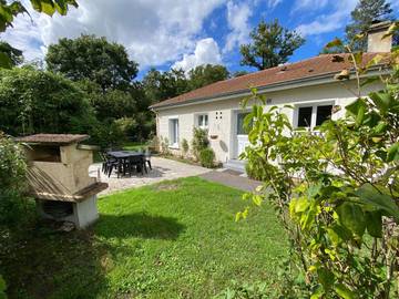 Gîte pour 6 personnes, avec jardin à Le Vaudoué