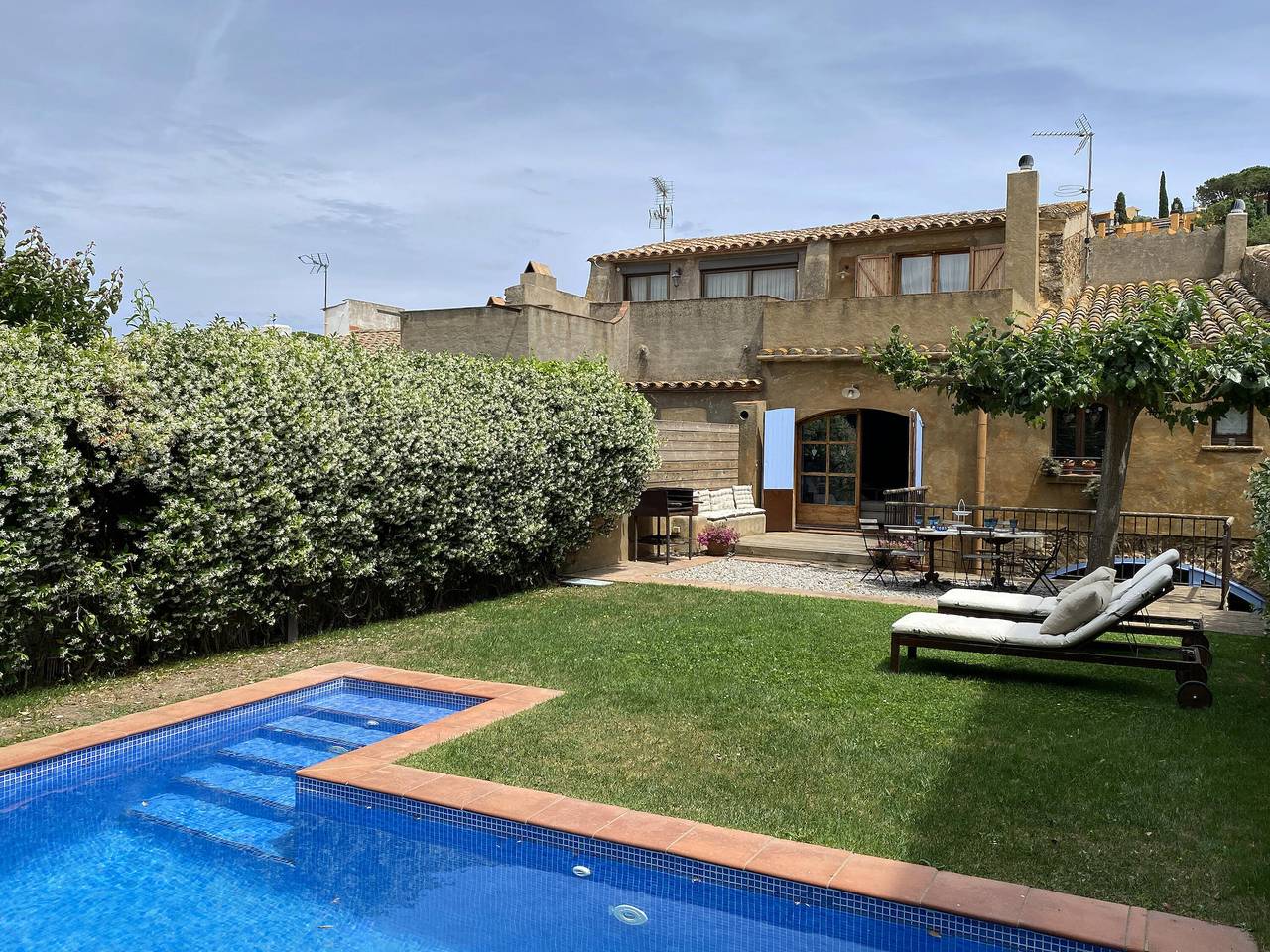 Holiday rental townhouse with swimming pool in Begur, Centre in Begur, Costa Brava
