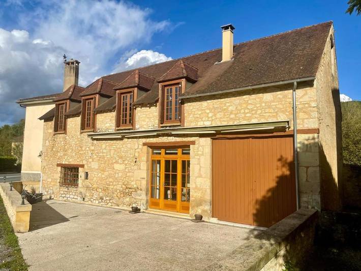 Location de vacances pour 10 personnes, avec jardin ainsi que vue et piscine à Daglan - 3