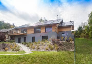 Gîte pour 4 personnes, avec jardin ainsi que terrasse et sauna à Villard-de-Lans