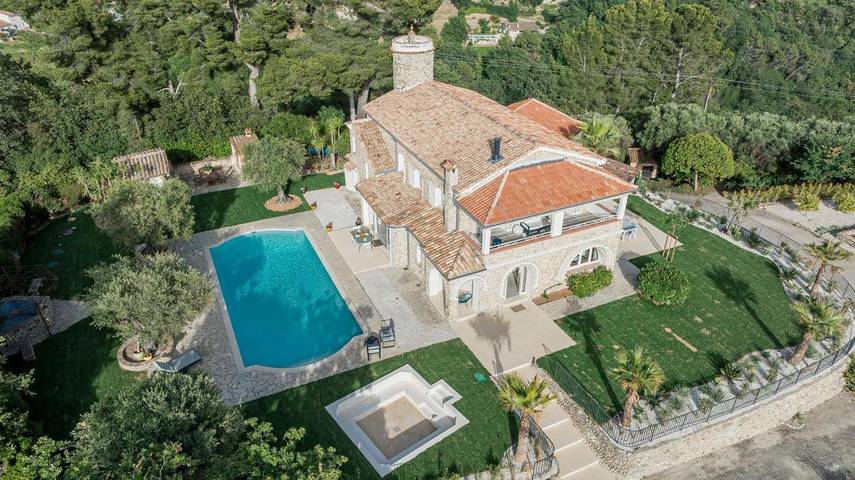Maison d’hôte pour 2 personnes, avec jardin et vue ainsi que terrasse et piscine à Saint-Paul-de-Vence - 2