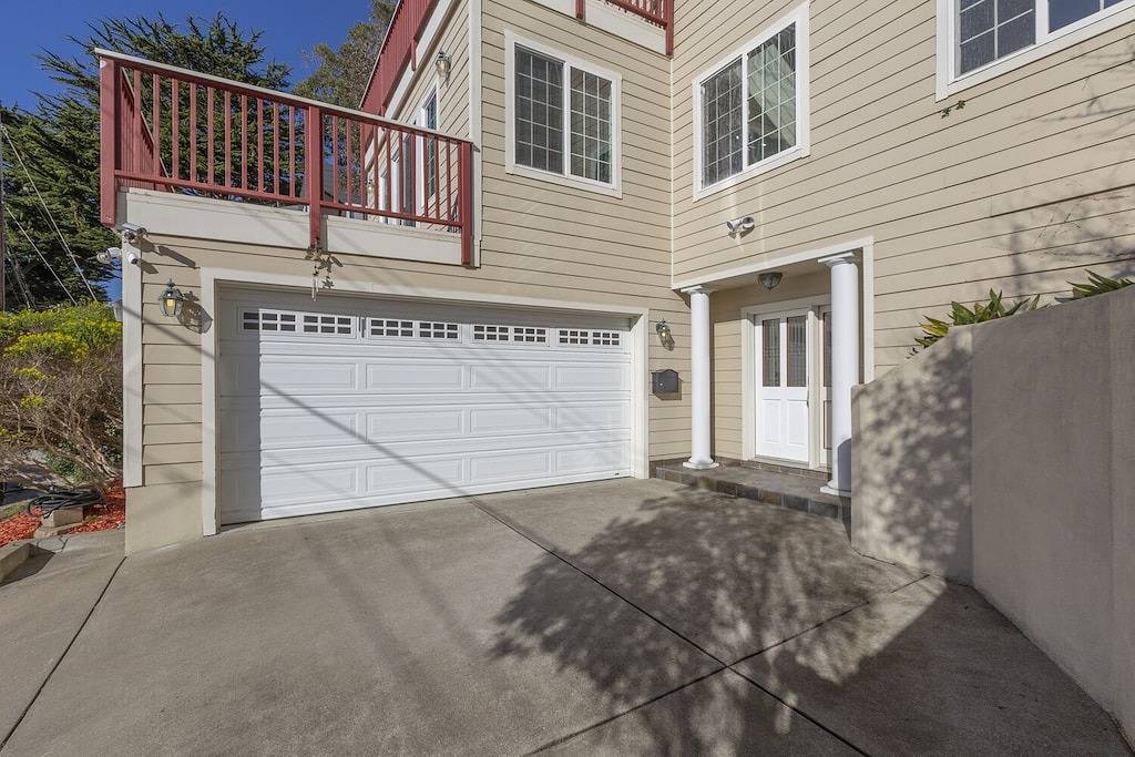 Top Coastline Views | Family Friendly | San Fran Airport West | Laundry+Parking in Pacifica, San Mateo County