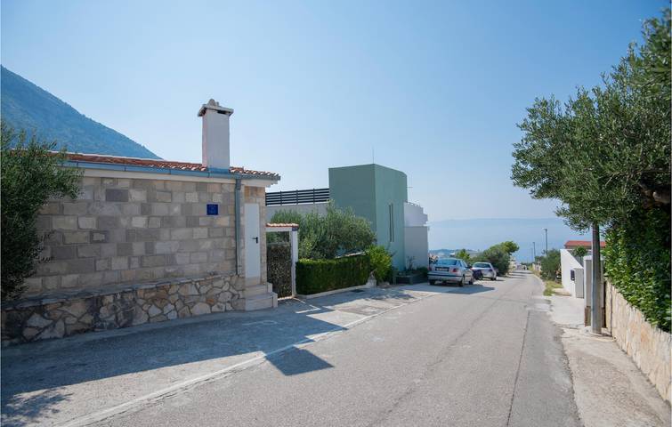 Ferienhaus für 4 Personen, mit Whirlpool und Terrasse in Veliko Brdo