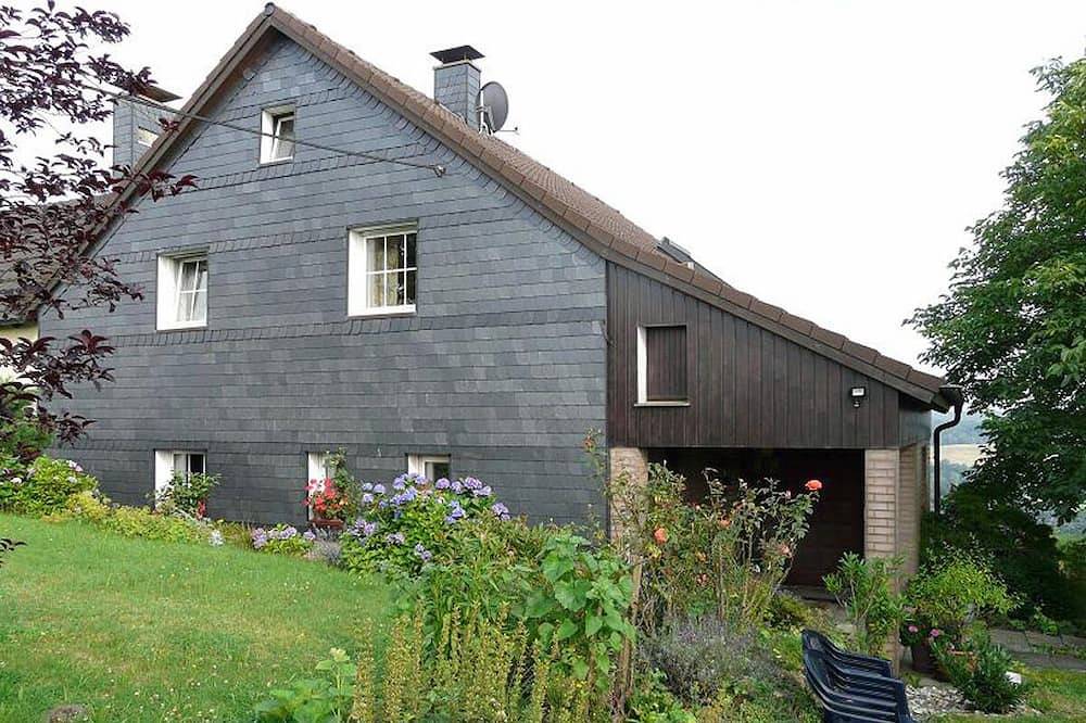 Ganze Wohnung, Fw in landschaftlich ruhiger Lager und toller Aussicht am Rande  des Ruhrgebiets in Hattingen, Ennepe-Ruhr-Kreis
