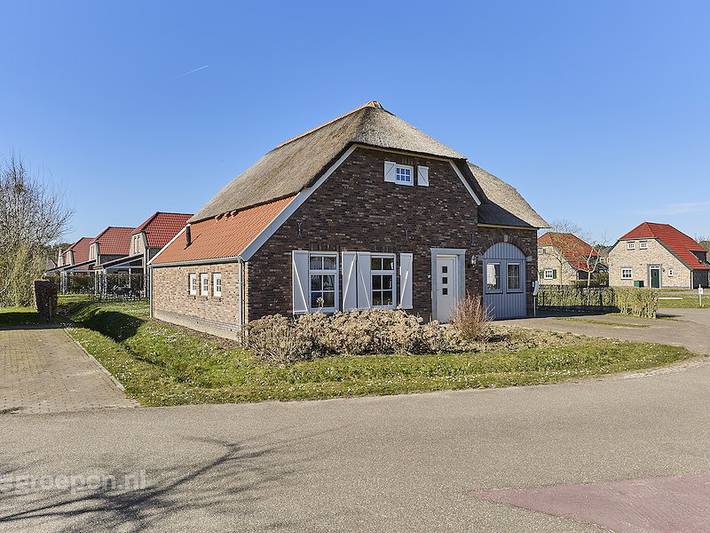 Vakantiehuis voor 11 personen, with terras and sauna as well as balkon/terras - 1