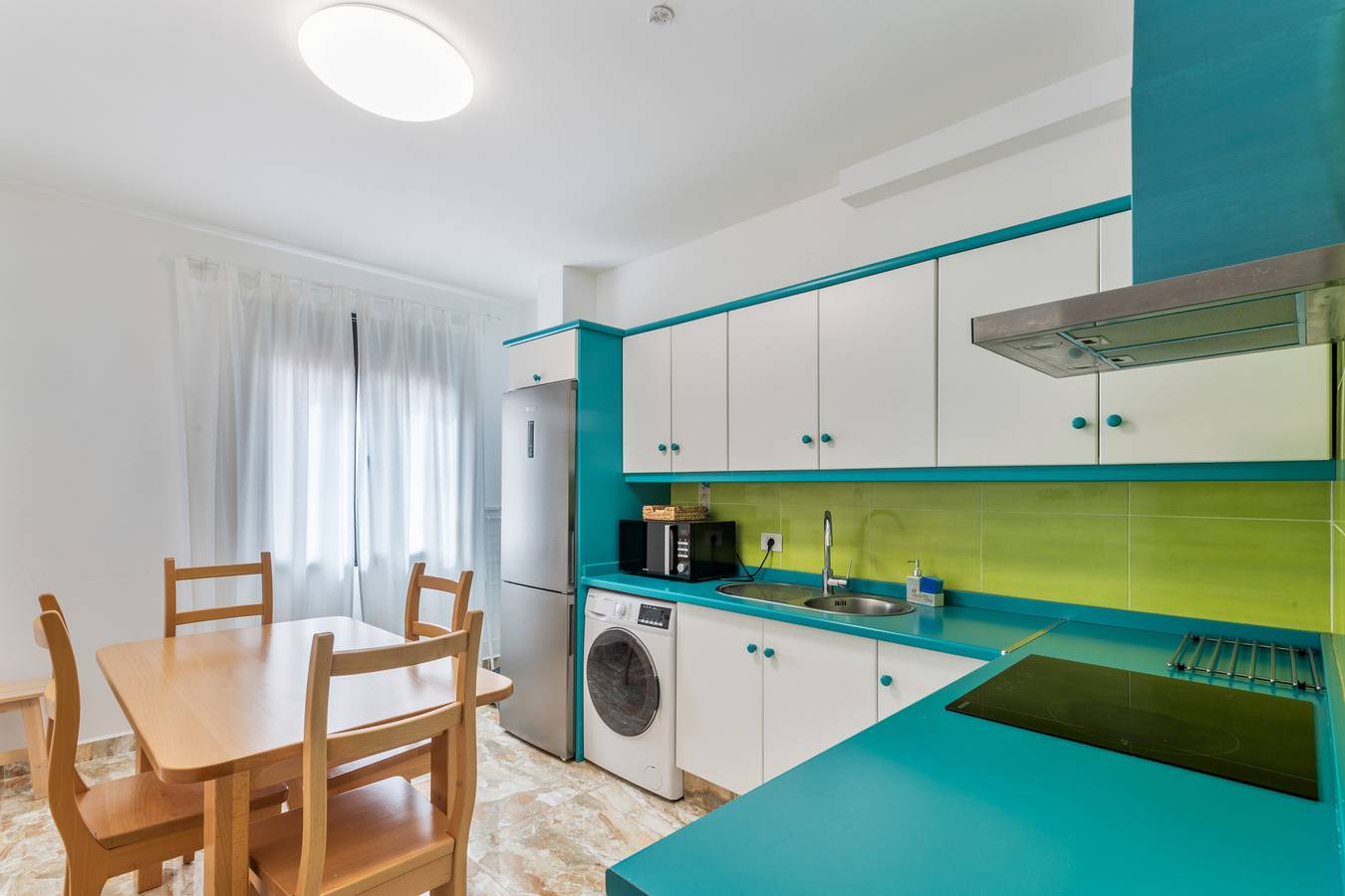 Apartamento entero, Apartamento 'Lujan 6f Entre Sueños Y Realidad' con vistas al mar, Wi-Fi y aire acondicionado in San Juan de Puntallana, La Palma Norte