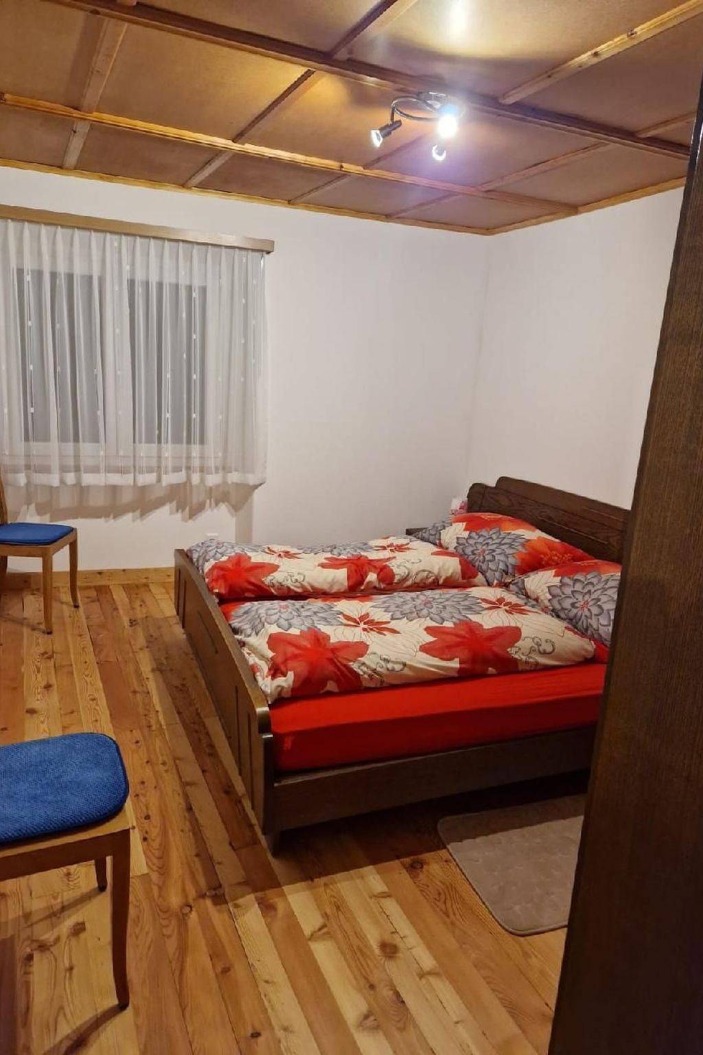 Ganze Wohnung, Ferienwohnung für 6 Personen mit Balkon in Poschiavo, Bernina-Alpen