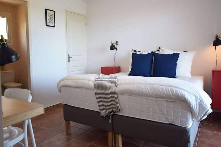 Location de vacances pour 6 personnes, avec piscine et terrasse à Joyeuse - 4