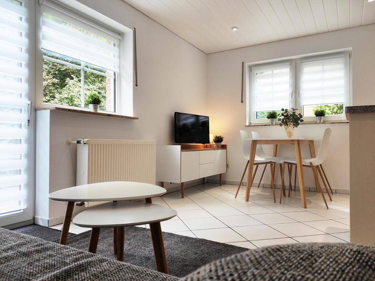 Ganze Wohnung, One-Bedroom Apartment in Oerlinghausen, Kreis Lippe