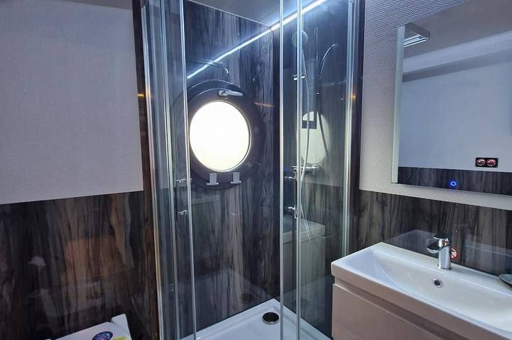 Hausboot für 4 Personen, mit Terrasse und Sauna an der Kieler Bucht - 4