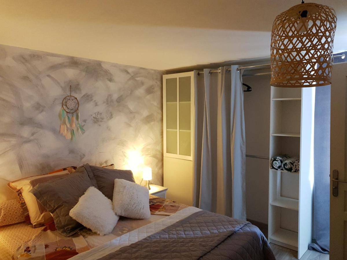 Double Room with Garden View in Rochefort-en-Terre, Région de Vannes