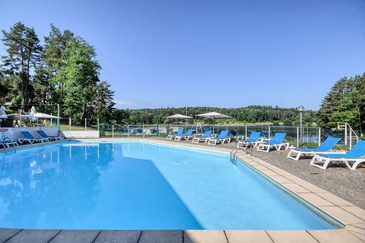 Appartement de vacances pour 5 personnes, avec Terrasse ainsi que Piscine et Sauna