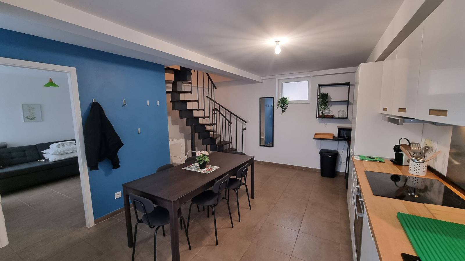 Maison de vacances 'Triple Evasion Terrasse' avec terrasse privée et Wi-Fi in Zillisheim, Région de Mulhouse