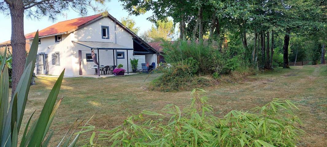Gîte pour 2 personnes, avec jardin à Saint-Julien-en-Born - 3